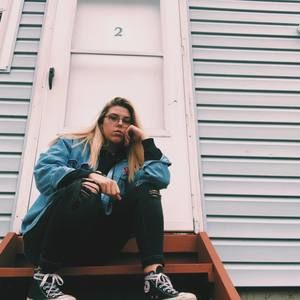 Meet your Posher, Carly